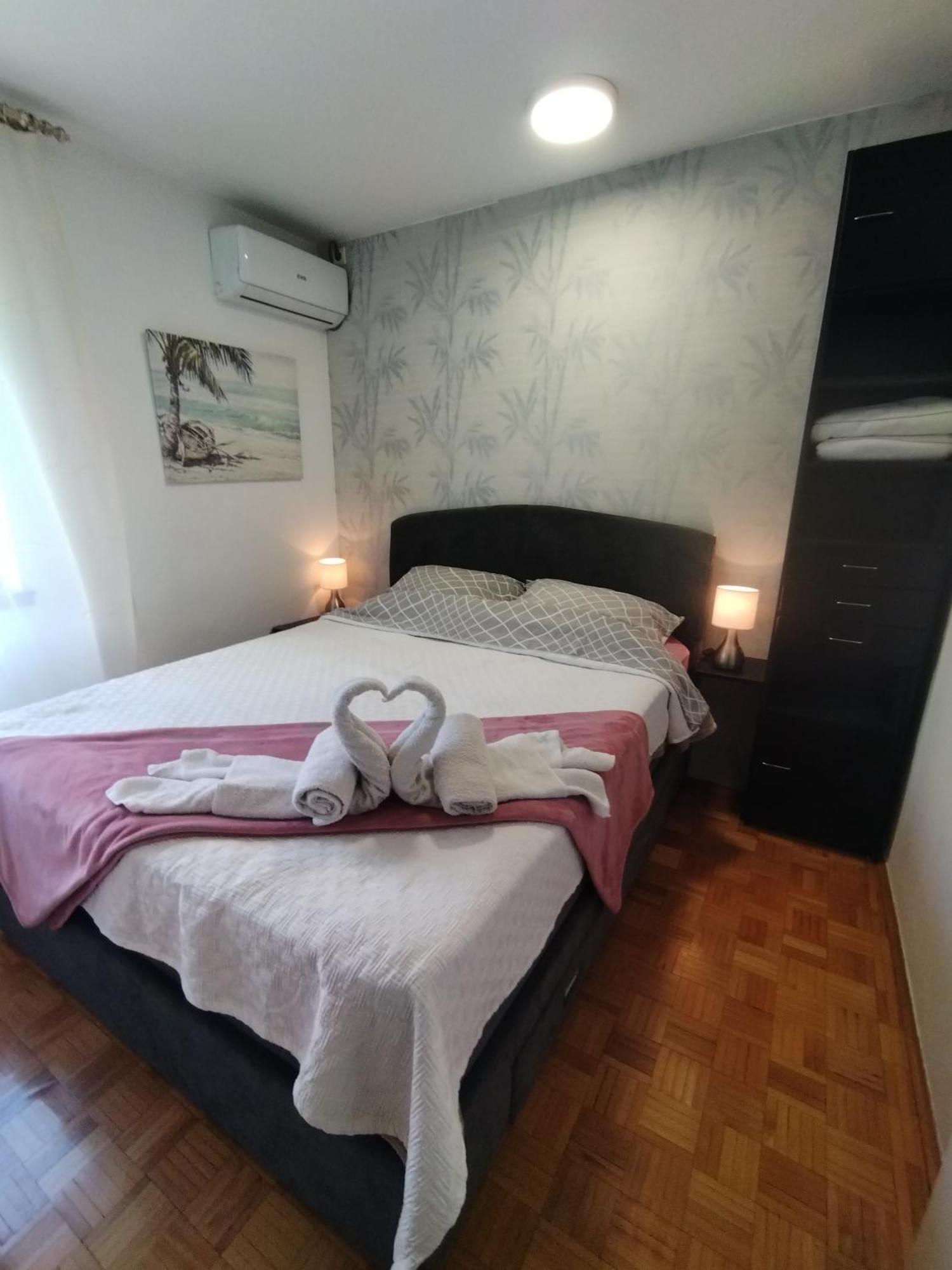 Apartment Mrc Bezanija Buitenkant foto